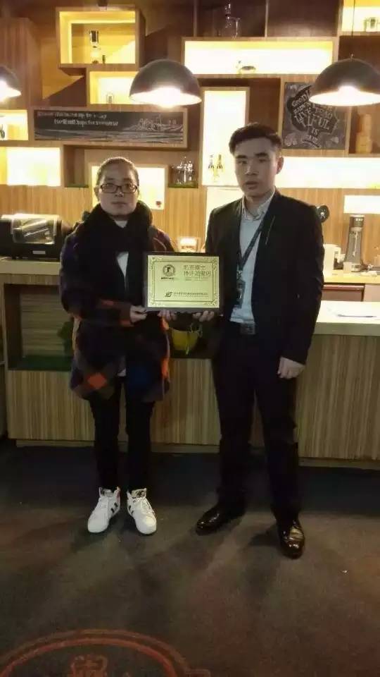 2015年12月14日苏小姐签约陕西咸阳奶茶博士店.jpg